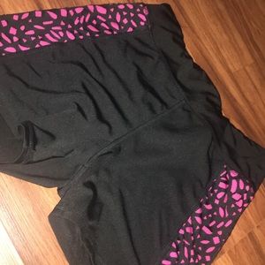 Tight athletic short